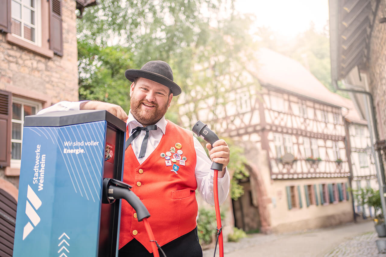 Stadtwerke Weinheim starten neuen E-Mobilitäts-Tarif „Woinemer e=Quality“ 